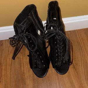 Dolce Vita Black Heels